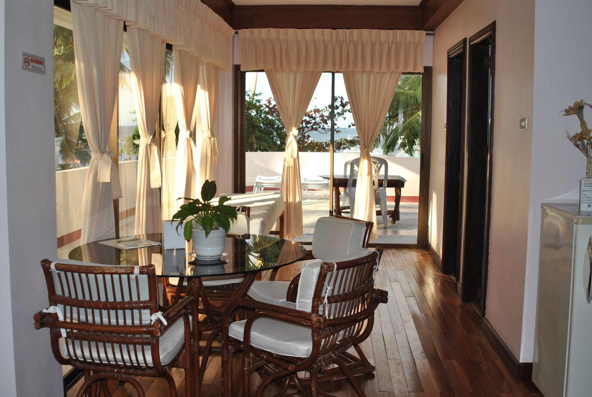Hotel Surfside Boracay Manoc-Manoc